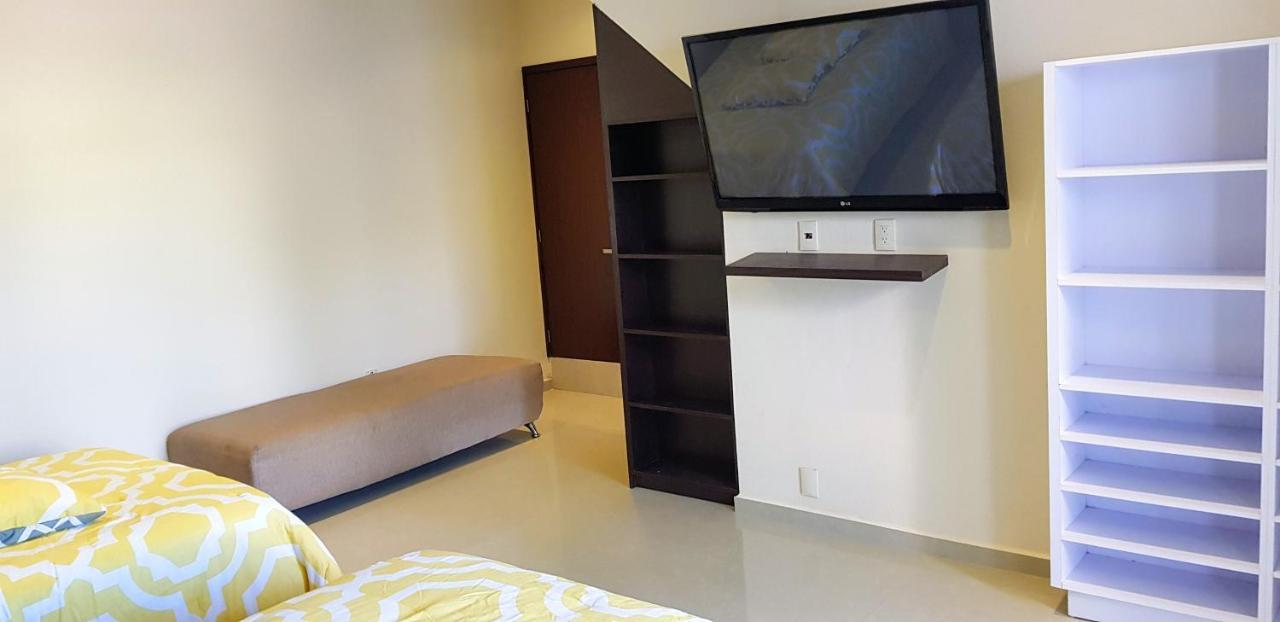 Suites Lagunas Colima Exterior photo