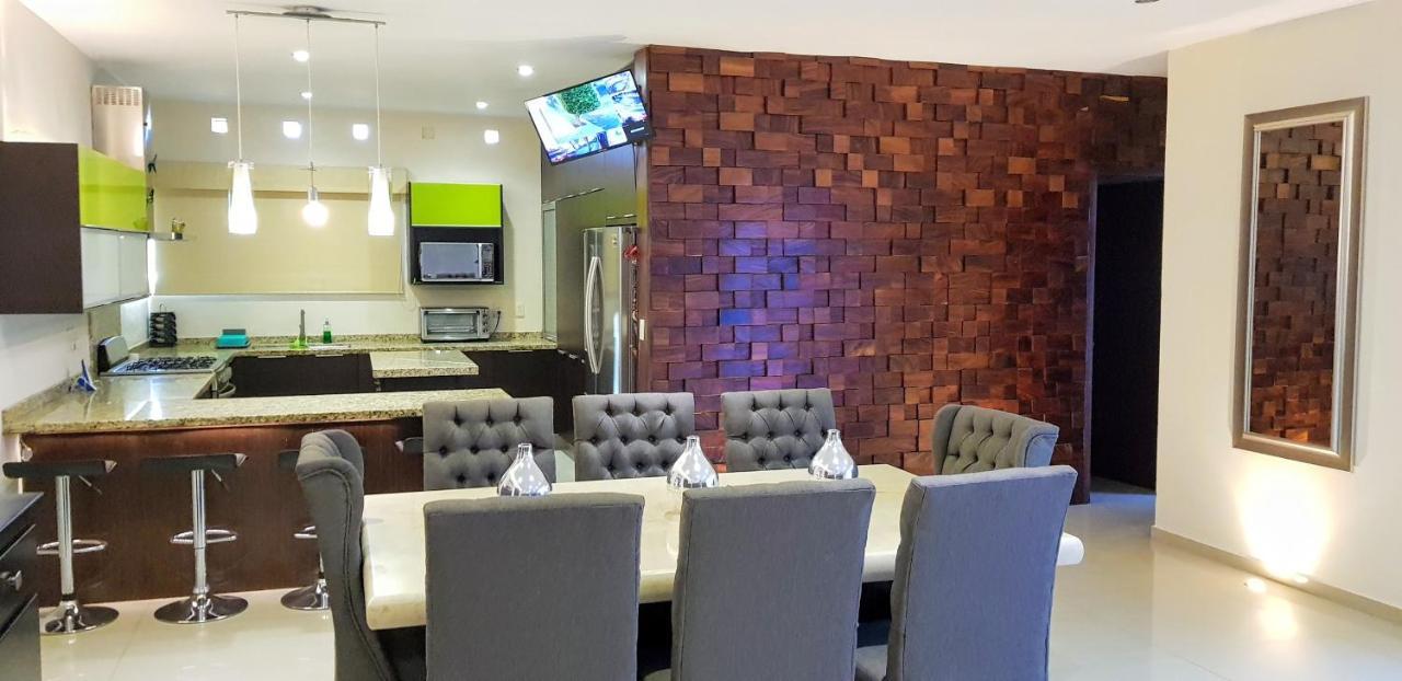 Suites Lagunas Colima Exterior photo