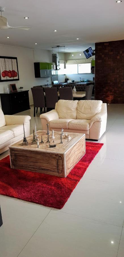 Suites Lagunas Colima Exterior photo